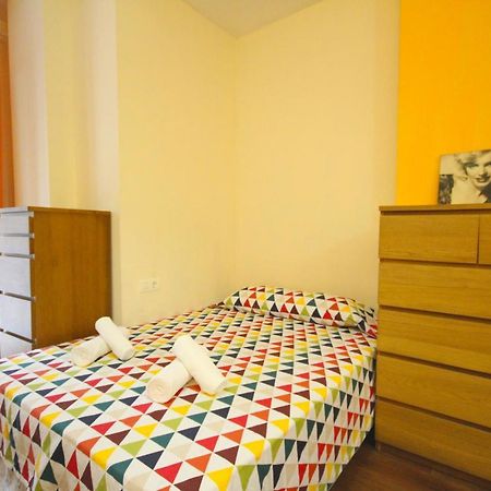 Edificio Gonza Apartment Malaga Luaran gambar