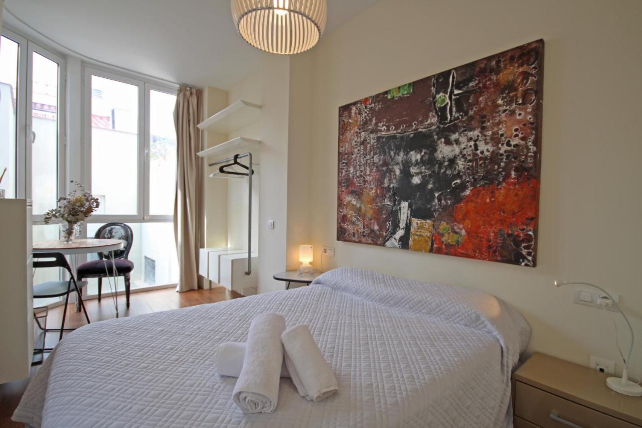 Edificio Gonza Apartment Malaga Luaran gambar