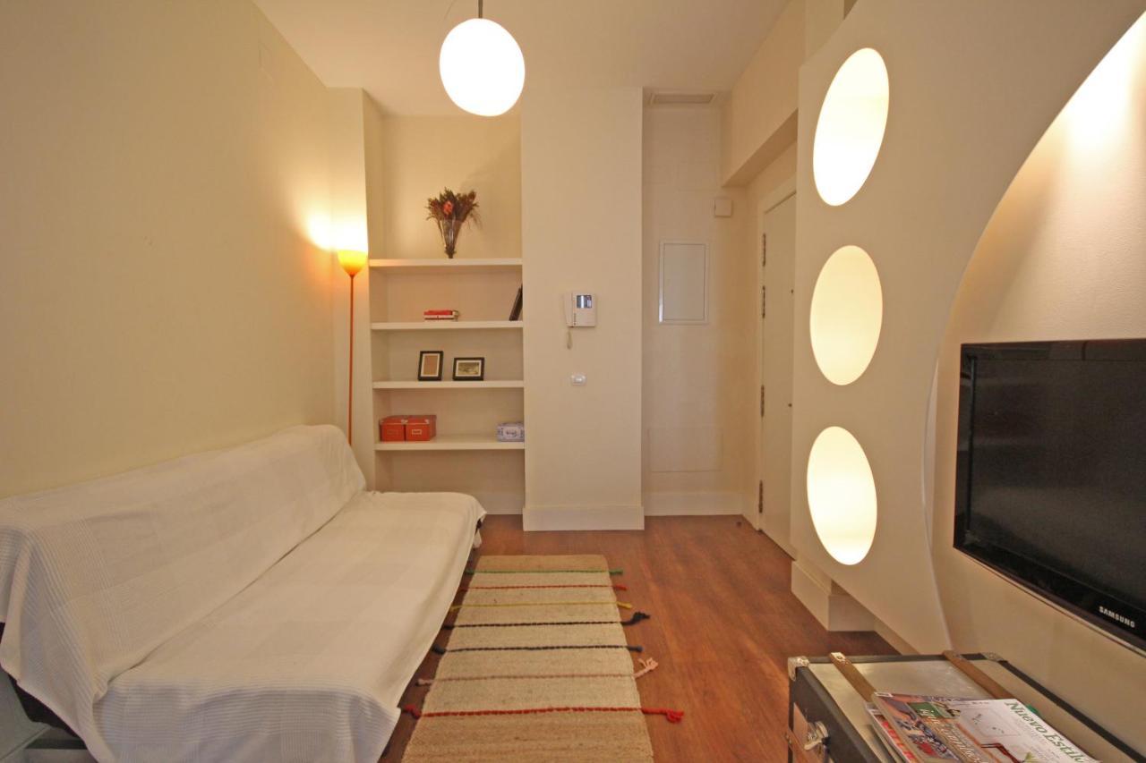 Edificio Gonza Apartment Malaga Luaran gambar