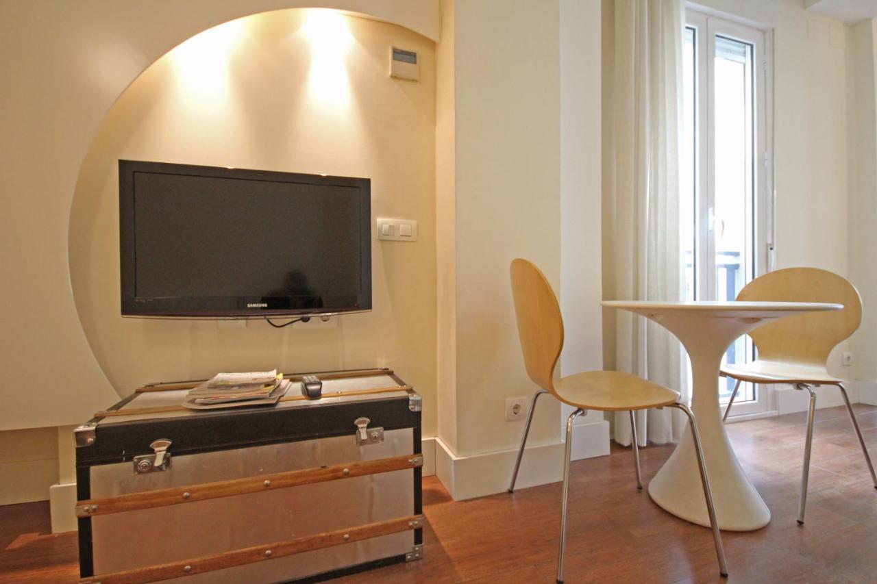 Edificio Gonza Apartment Malaga Luaran gambar