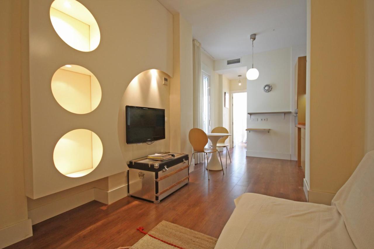 Edificio Gonza Apartment Malaga Luaran gambar