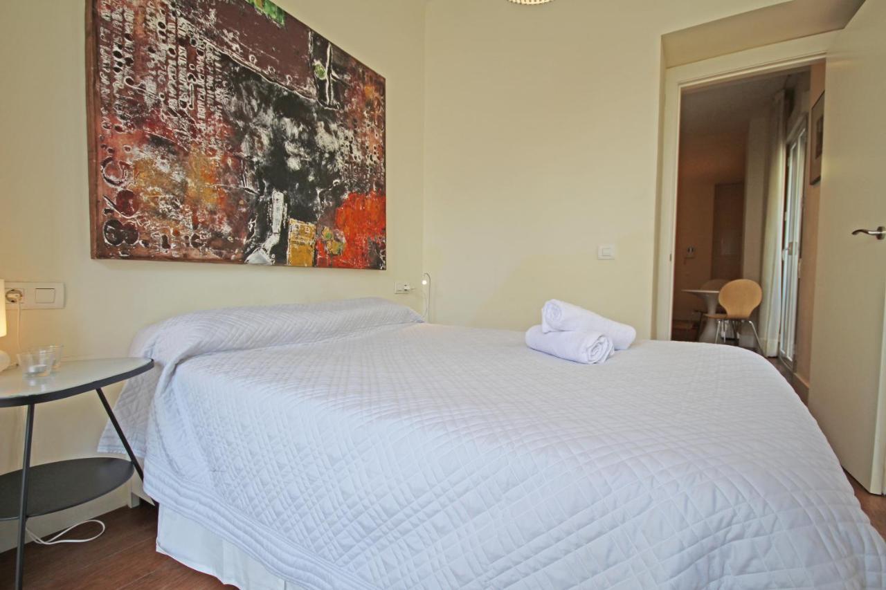 Edificio Gonza Apartment Malaga Luaran gambar